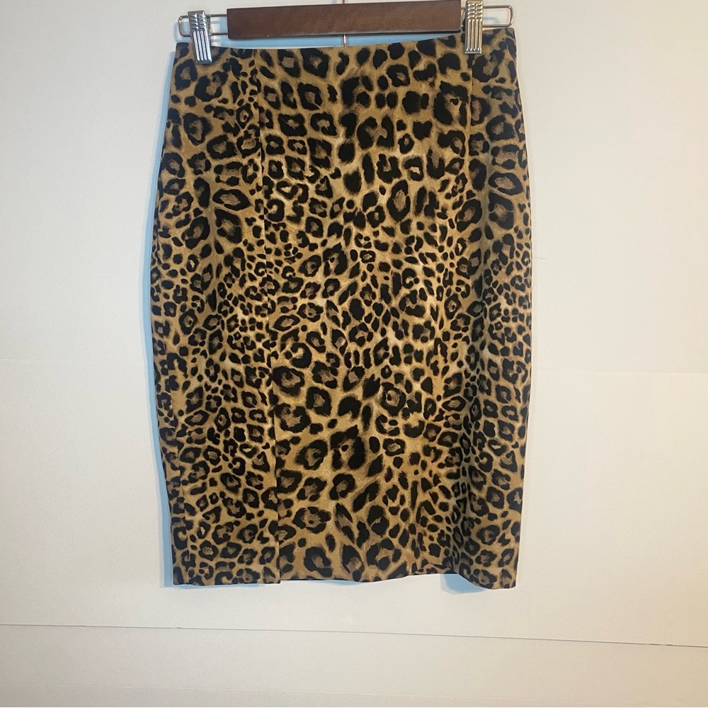 White House Black Market Animal Leopard Print Mini Pencil Skirt
